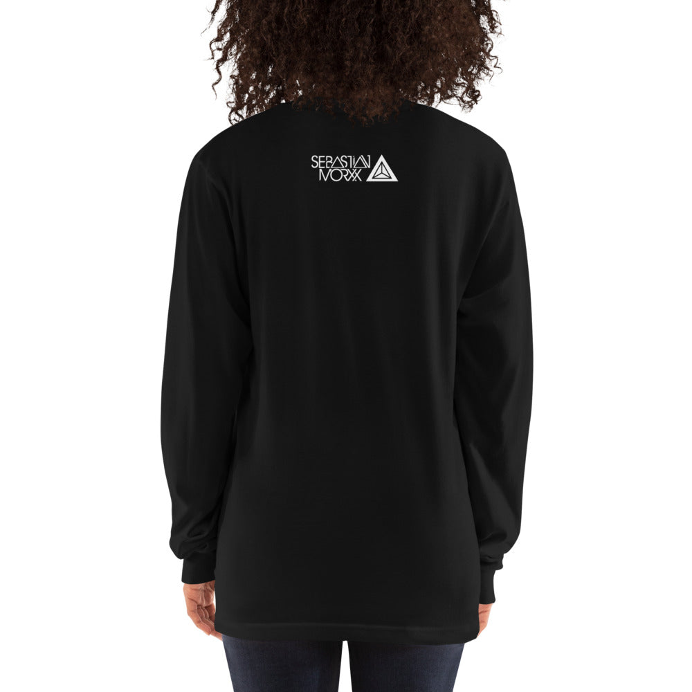 Long sleeve t-shirt